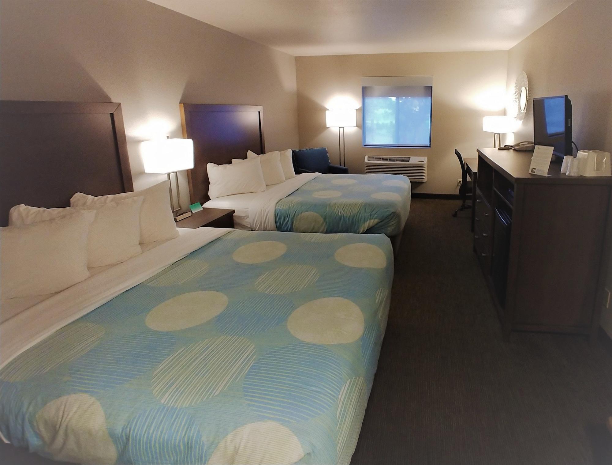 Baymont By Wyndham Monte Vista Hotel Exterior photo
