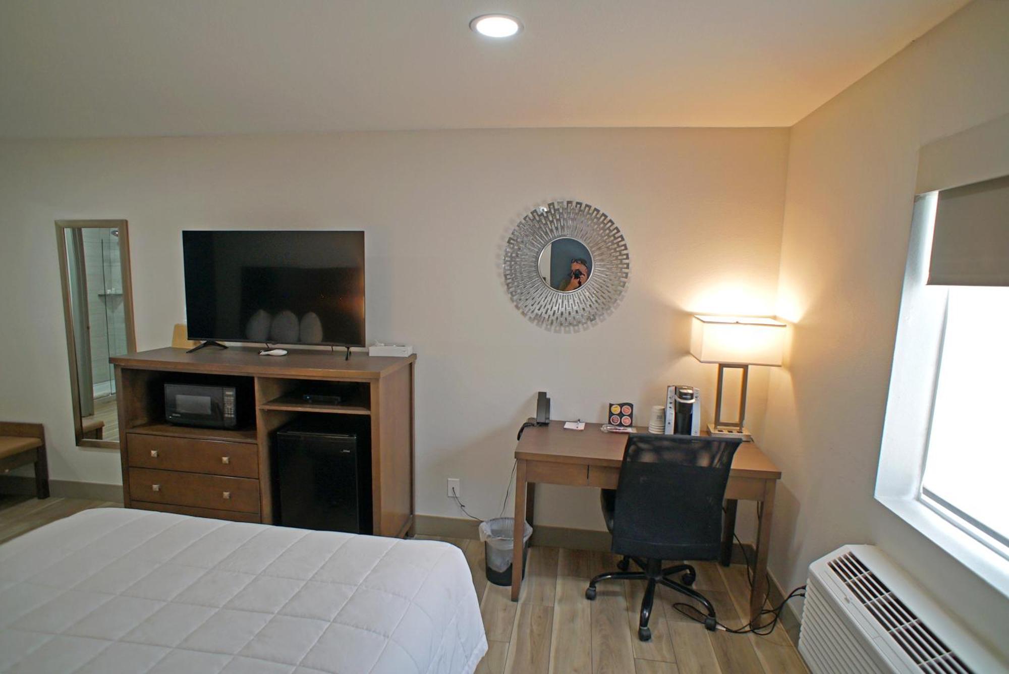 Baymont By Wyndham Monte Vista Hotel Room photo