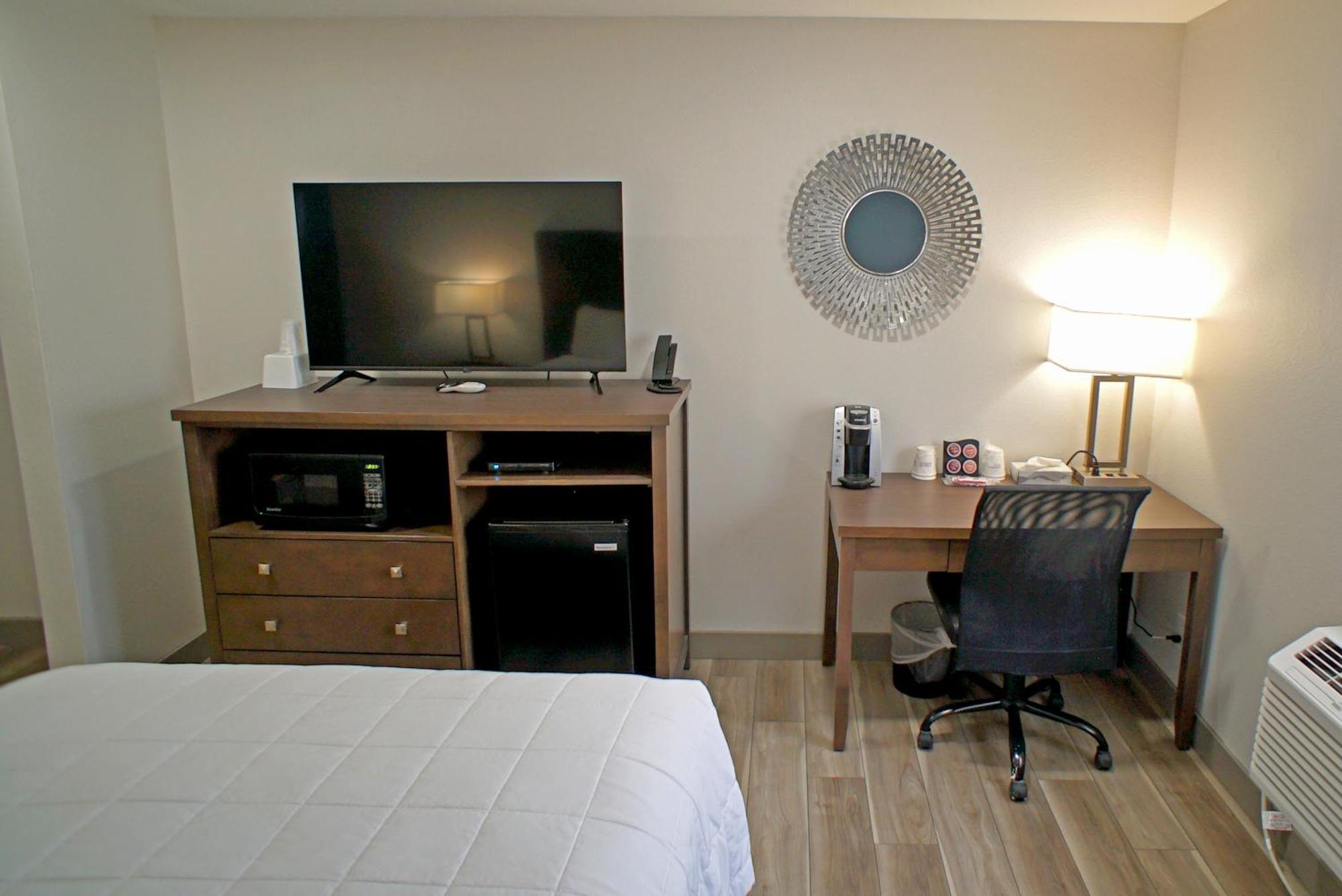 Baymont By Wyndham Monte Vista Hotel Room photo